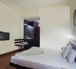 Semi Deluxe AC Room