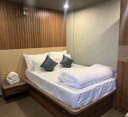 Regular Room
