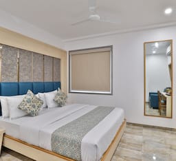 Super Deluxe Room