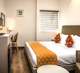 Premium King Room