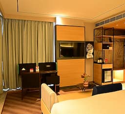 Deluxe King Bed -Double Room