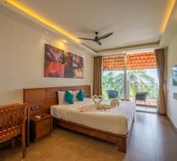 Deluxe Room With Balcony