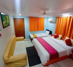 Super Deluxe A/C Room