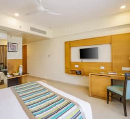 Deluxe AC Room