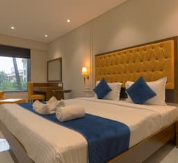 Deluxe Suite
