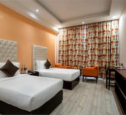 Deluxe Twin Room