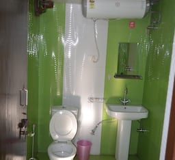 Semi Deluxe Room