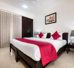 Deluxe Room with Balcony