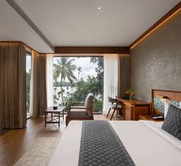 Waterfront Room With Balcony