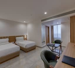 Deluxe Room Queen Bed