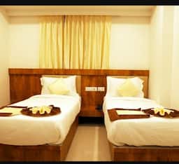 Twin Deluxe Room