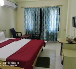 Deluxe Double Bed Room AC with Balcony