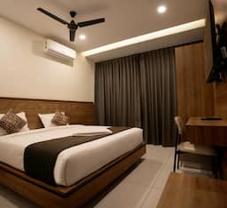 STANDARD ROOMS