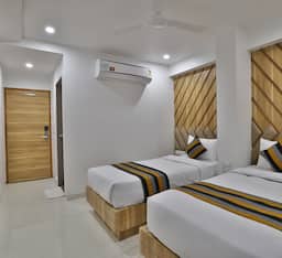 Super Deluxe Room