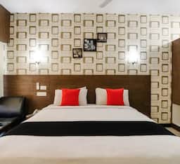 Deluxe AC Room