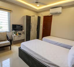 Twin Room
