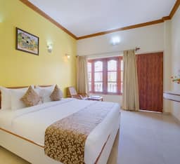 Courtyard View Room