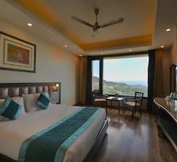 CG Club Room