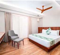Holitel Room