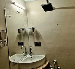 Deluxe Room with Balcony