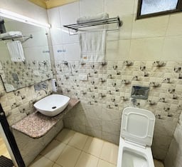 Executive AC King Bedroom