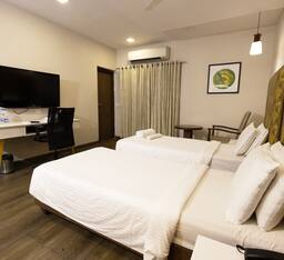 Double Deluxe Room