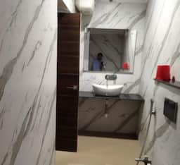 Deluxe AC Room