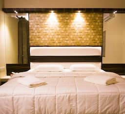 Executive Cottages