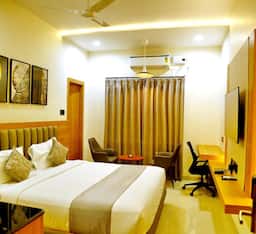 Superior King Room