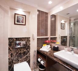 Superior King Room