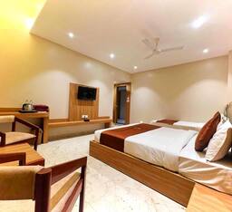 Deluxe Triple Bed Ac