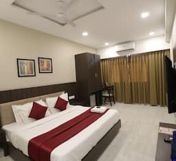 Super Deluxe Room