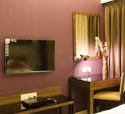 1 BHK Executive Suite