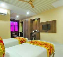 Deluxe Ac Double or Twin Bed Room