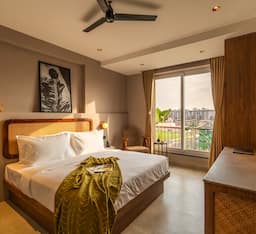 Superior King Room