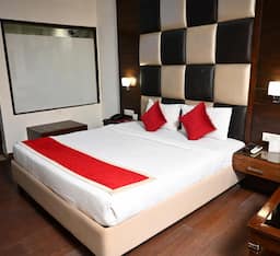 Super Deluxe Room