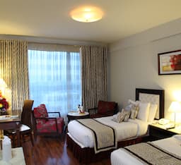Deluxe Twin Bed