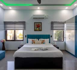 4 BHK Room