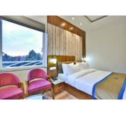 Deluxe Room (Garden View)