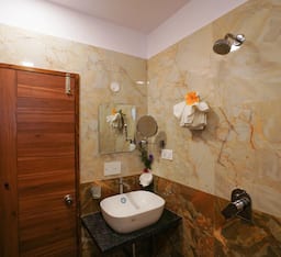 Deluxe AC Room