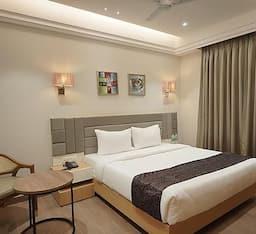 Super Deluxe Room