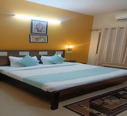 Deluxe Room Mountain Facing