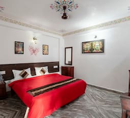 AC Deluxe Room