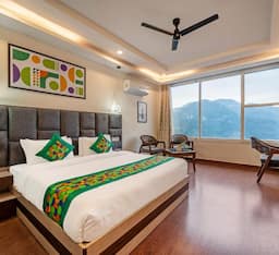 Premium Deluxe Attic Room