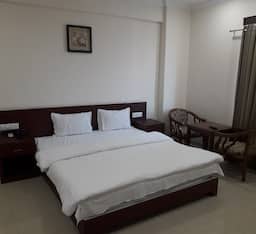 Semi Deluxe Non AC Room