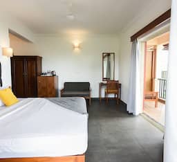 Premium Suites