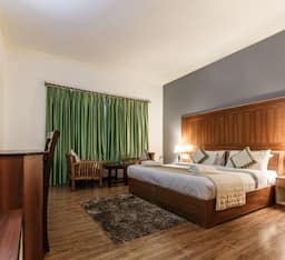 Deluxe Economy Room
