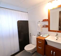 Deluxe rooms ( Back Side Second Floor)