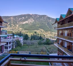 Super Deluxe Room (with Balcony Valley Facing)