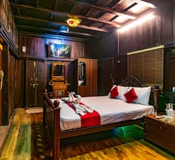 Castillo De Woods | 7BHK Villa